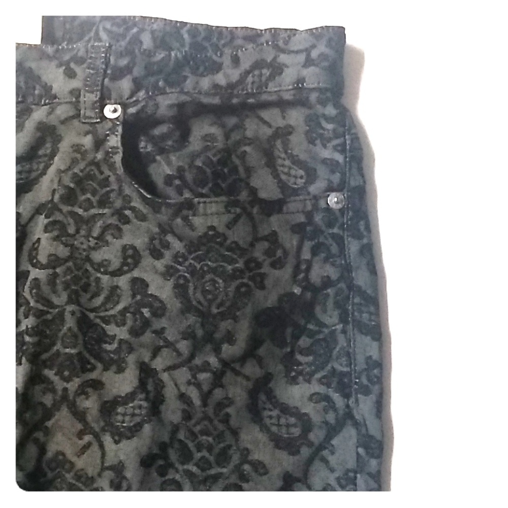 Karen kane black paisley jeans size 12